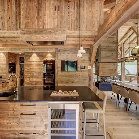 Elegance Distinctive Luxury Retreat In Lech *